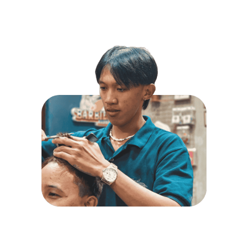 Christian (Barber/Stylist)